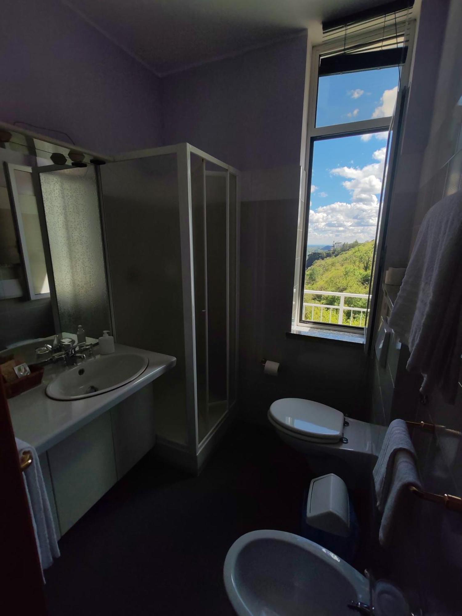 Hotel Panoramico Lago D'Orta (Adults Only) Madonna Del Sasso Dış mekan fotoğraf