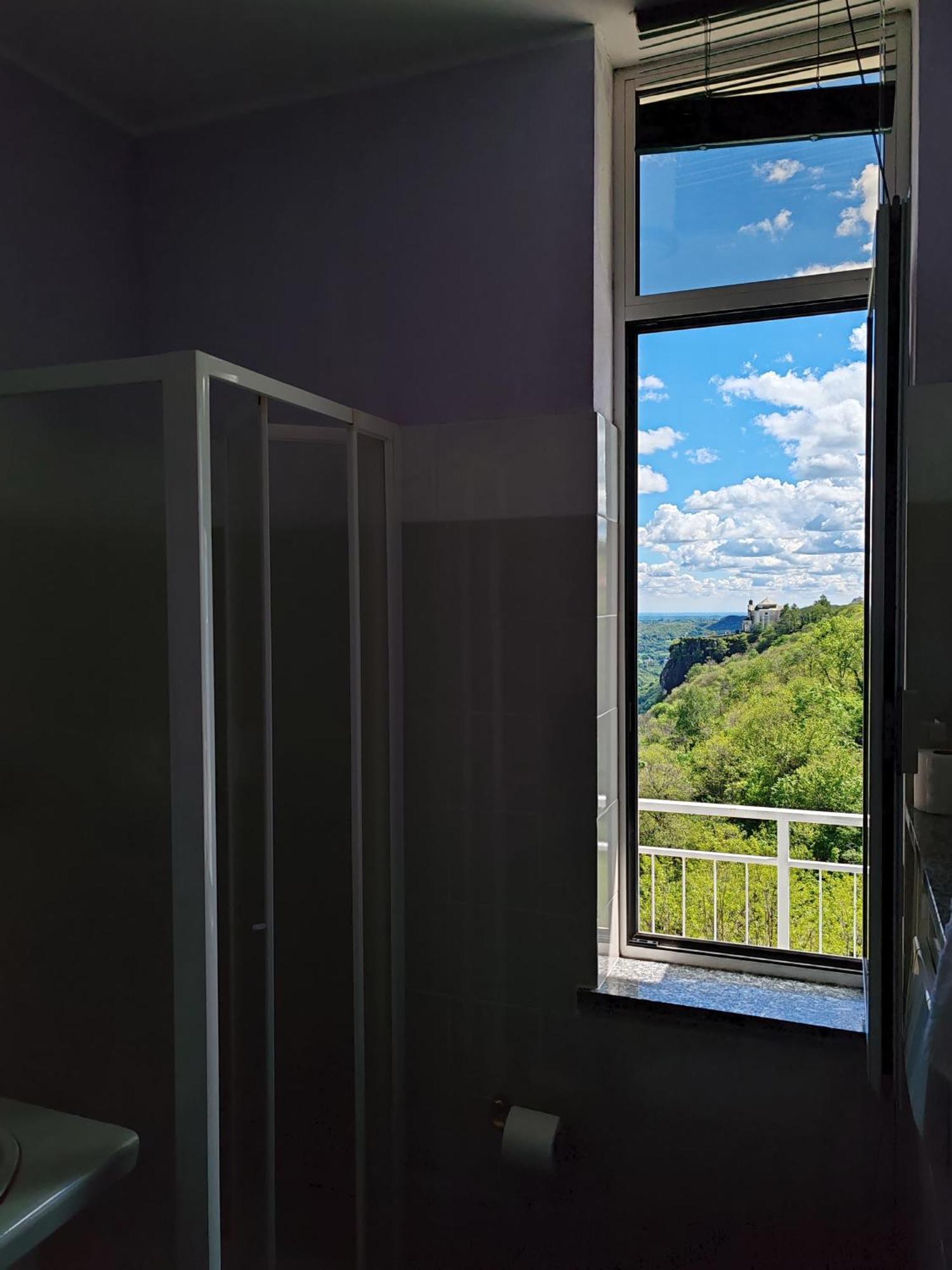 Hotel Panoramico Lago D'Orta (Adults Only) Madonna Del Sasso Dış mekan fotoğraf
