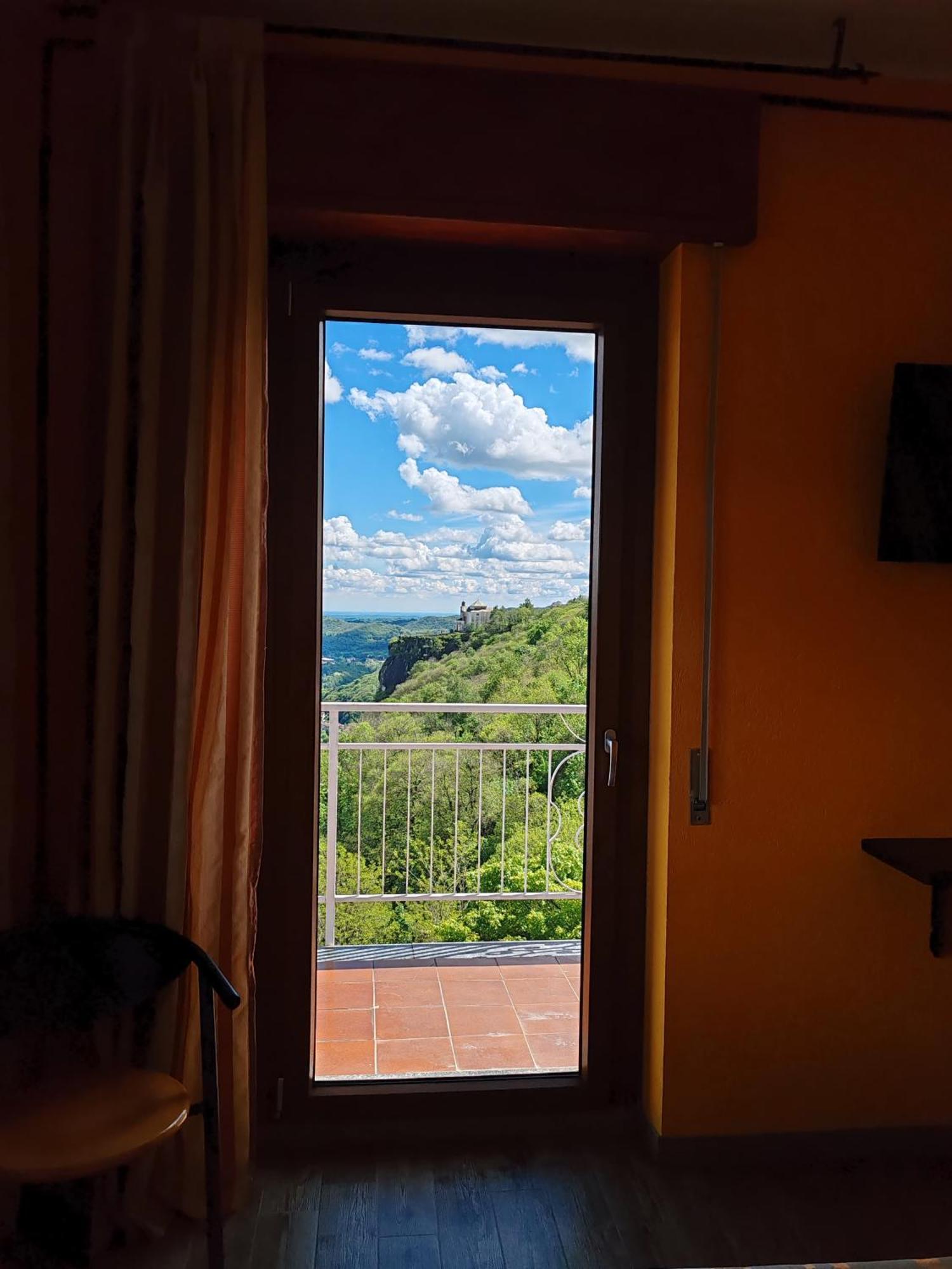 Hotel Panoramico Lago D'Orta (Adults Only) Madonna Del Sasso Dış mekan fotoğraf