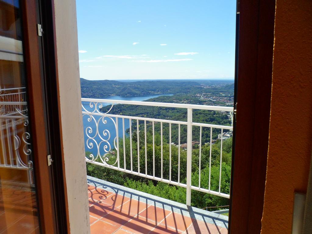 Hotel Panoramico Lago D'Orta (Adults Only) Madonna Del Sasso Dış mekan fotoğraf