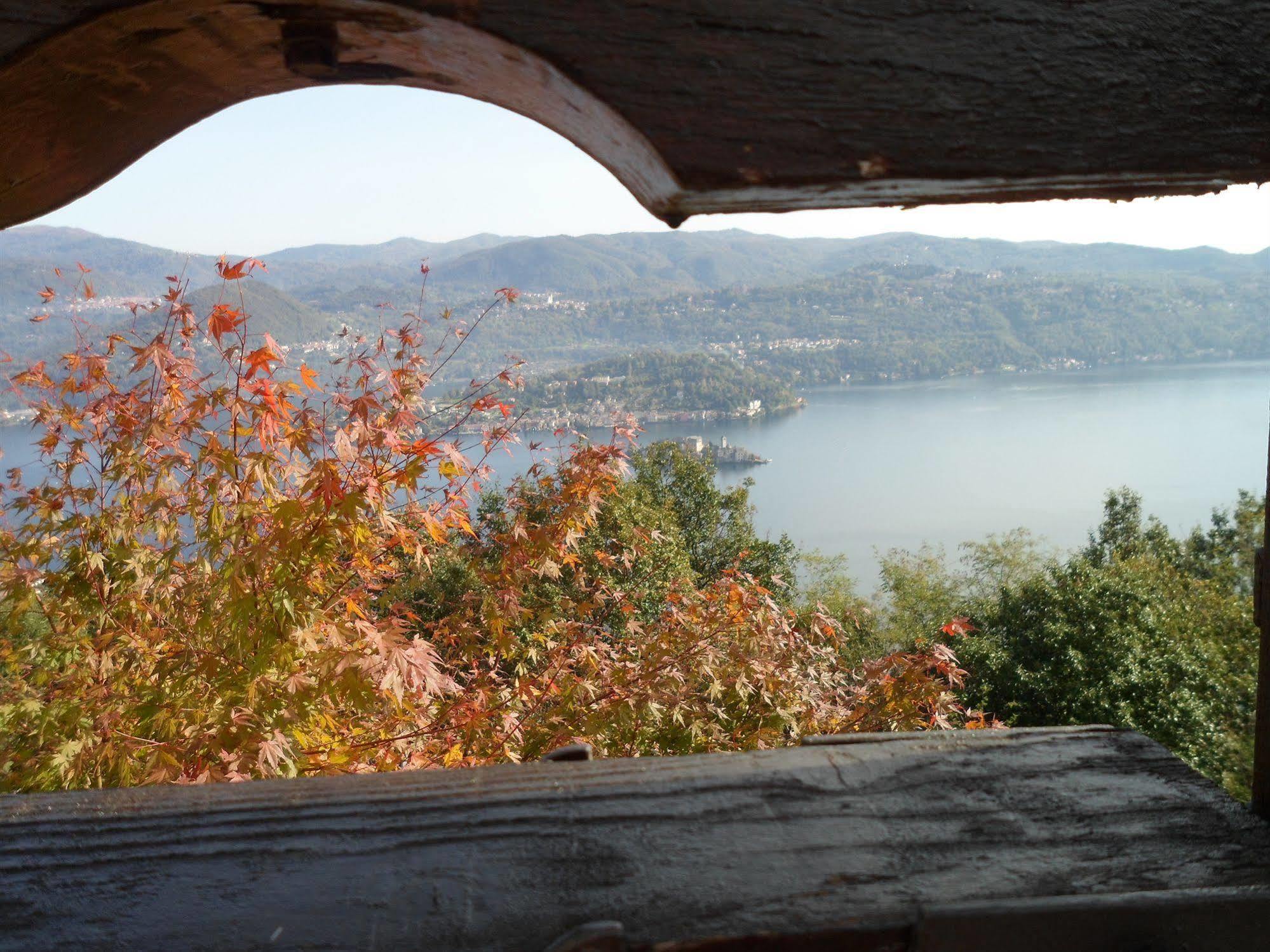 Hotel Panoramico Lago D'Orta (Adults Only) Madonna Del Sasso Dış mekan fotoğraf